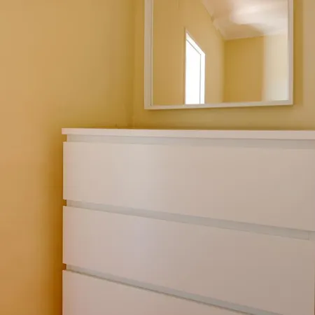 Cosy By The Flea Market And Tram 28 * Лісабон