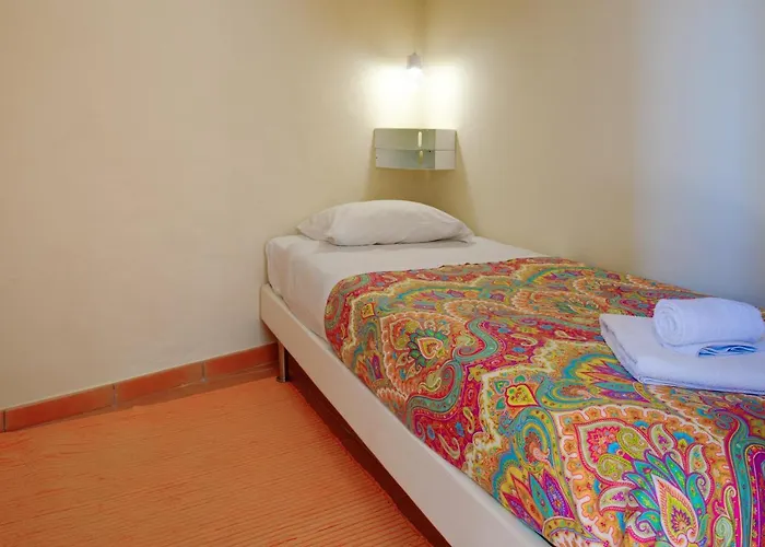 Cosy By The Flea Market And Tram 28 شقة Lisboa