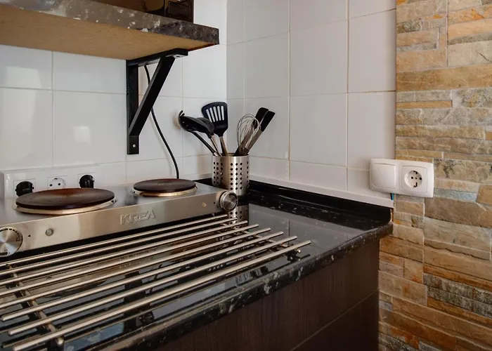 Cosy By The Flea Market And Tram 28 شقة Lisboa